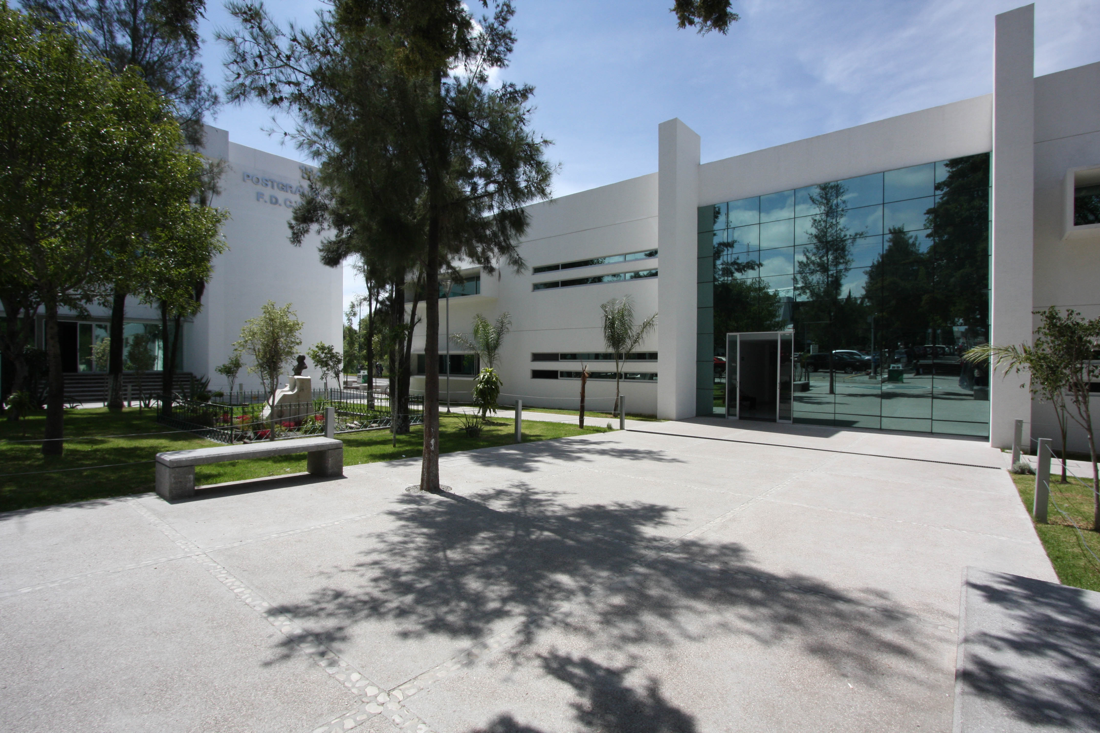 Facultad de Derecho y Ciencias Sociales prepara profesionales para